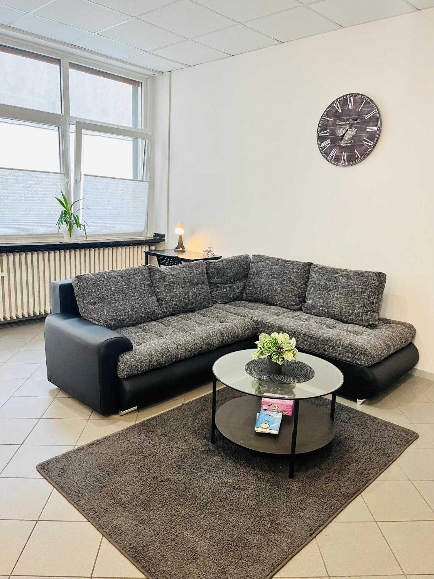 Apartment Central 10D 55Qm Wi-Fi Free Parking Calm Back House Dortmund Bagian luar foto