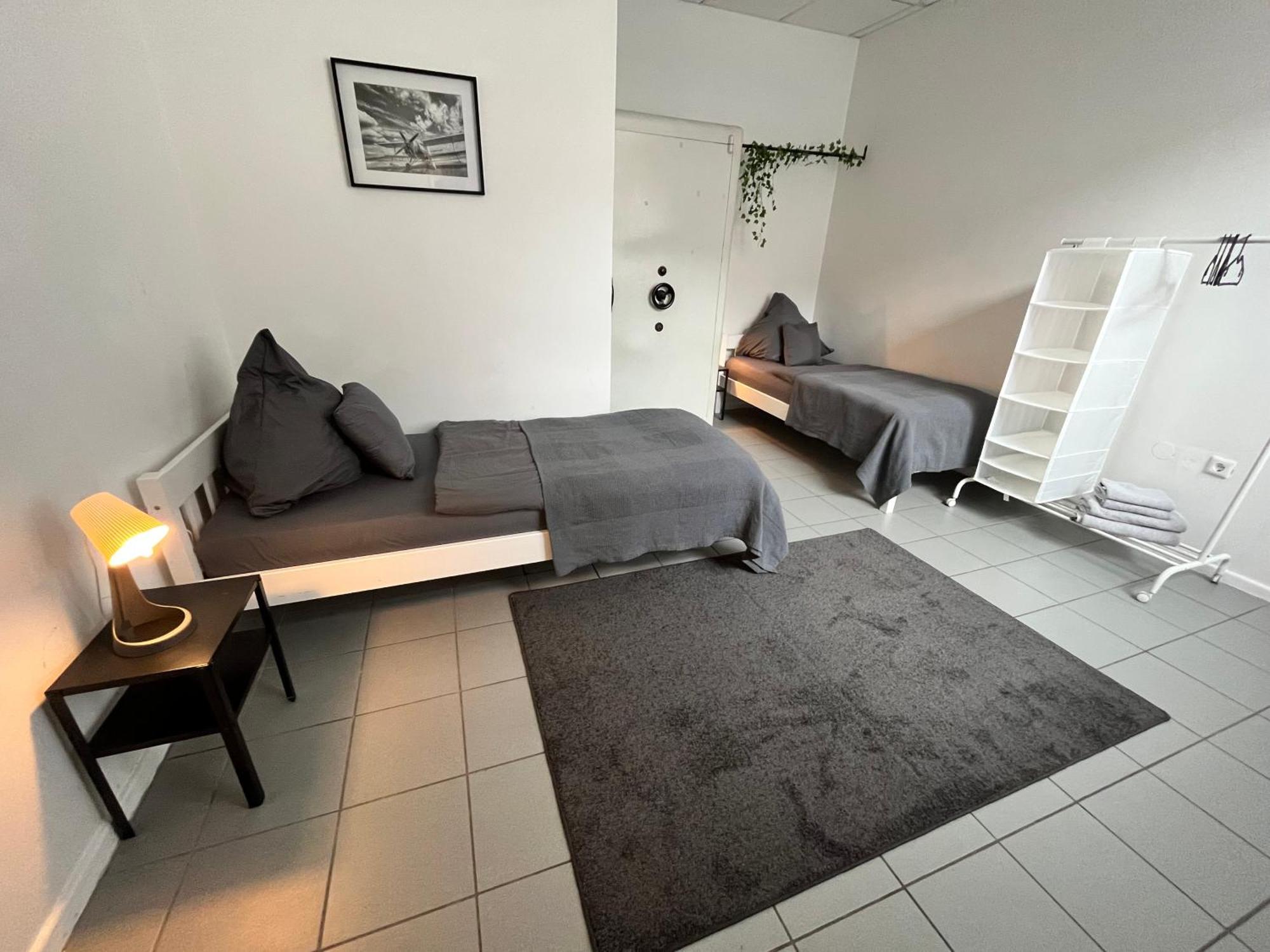 Apartment Central 10D 55Qm Wi-Fi Free Parking Calm Back House Dortmund Bagian luar foto