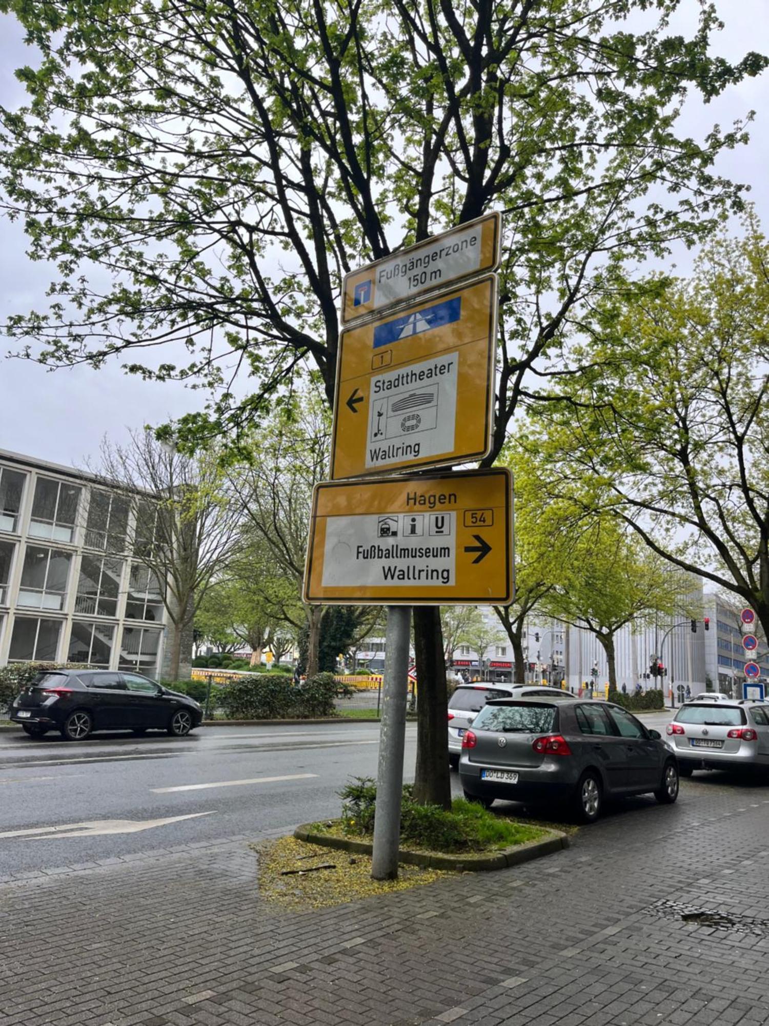 Apartment Central 10D 55Qm Wi-Fi Free Parking Calm Back House Dortmund Bagian luar foto
